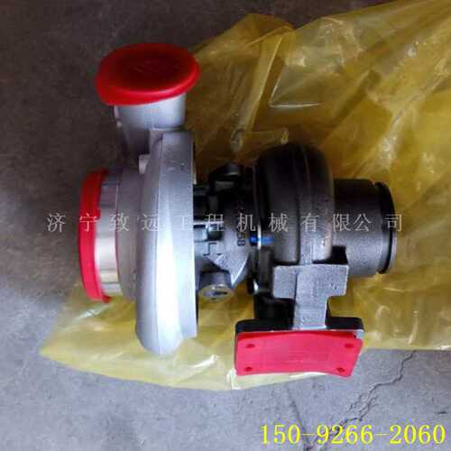 PC130涡轮增压器 ，发动机四配套，6208-81-8100，机油泵，燃油泵 - 图0