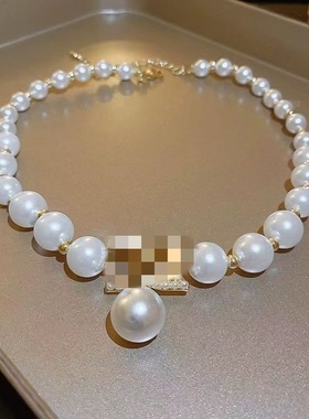 合金浪漫出逃山茶花蝴蝶珍项链