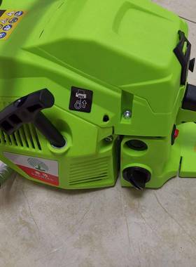 新款汽油锯快速切割油锯家用伐木锯小型链锯便携式工业级园林锯