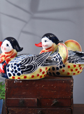 陶瓷鸳鸯摆件爱情卧室房间创意床头装饰品卧室床头摆设小结婚礼物