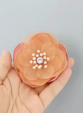 手作精致淡黄色绢纱花朵放珍珠胸针女西装外套装饰吸铁石扣针胸花