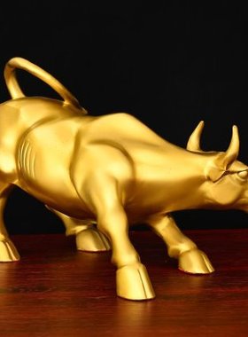 纯铜华尔街铜牛摆件金牛气冲天工艺品办公室桌面牛市全黄铜牛摆件
