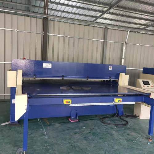 精密四柱液压裁断机厂家直供单边送料自动下料机双边自动送料机 - 图2