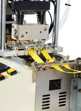 全自动冲孔切带机松紧带热机切冲孔美观封边牢固全自动电脑织带机