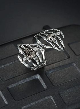 Vintage Exaggerated Skeleton Hug Ring for Men Women Punk Adj