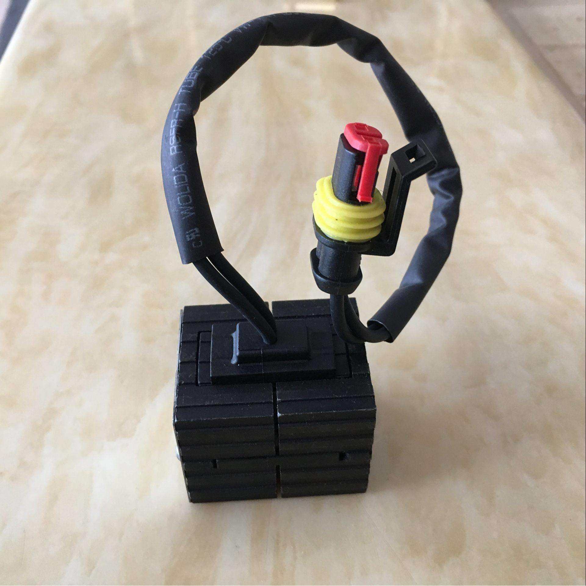 三一 沃德 雷沃 徐工安全锁电磁阀旋转先导电磁阀线圈挖掘机配件,淘宝优惠券,粉丝福利购,淘宝优惠卷