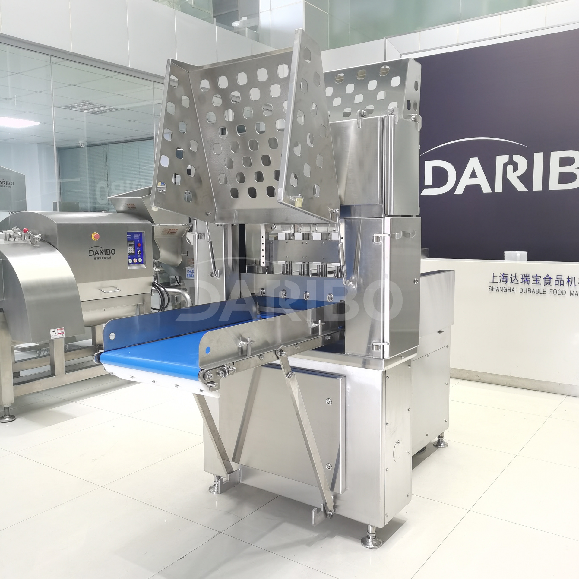 L frozen meat cutting, rolling, slicing and dicing equipment mutton and beef multi-purpose intelligent equipment with high safety performance