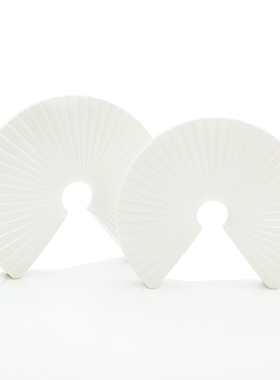 新中式现代简约白色扇形摆件售楼处样板房间书柜软装饰品陶瓷摆设