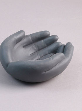 现代简约家居餐桌创意果盘手掌摆件客厅茶几桌面手捧收纳软装饰品