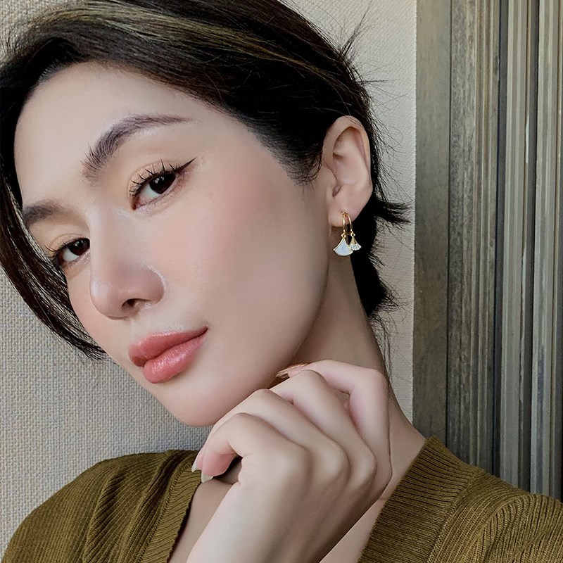 Loga.Py 银杏叶耳环女2025年新款潮网红气质时尚秋冬款精致耳饰品 - 图2