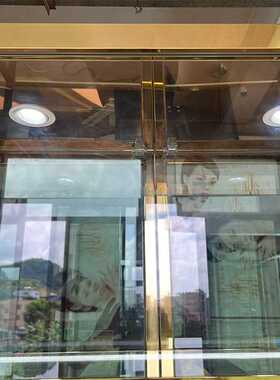 工厂定制带锁不锈钢恒温智能酒柜家用商用轻奢落地玻璃 柜展示柜