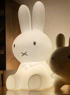 卡通小夜灯卧室床头柔光伴睡台灯儿童女婴儿喂奶护眼女生灯