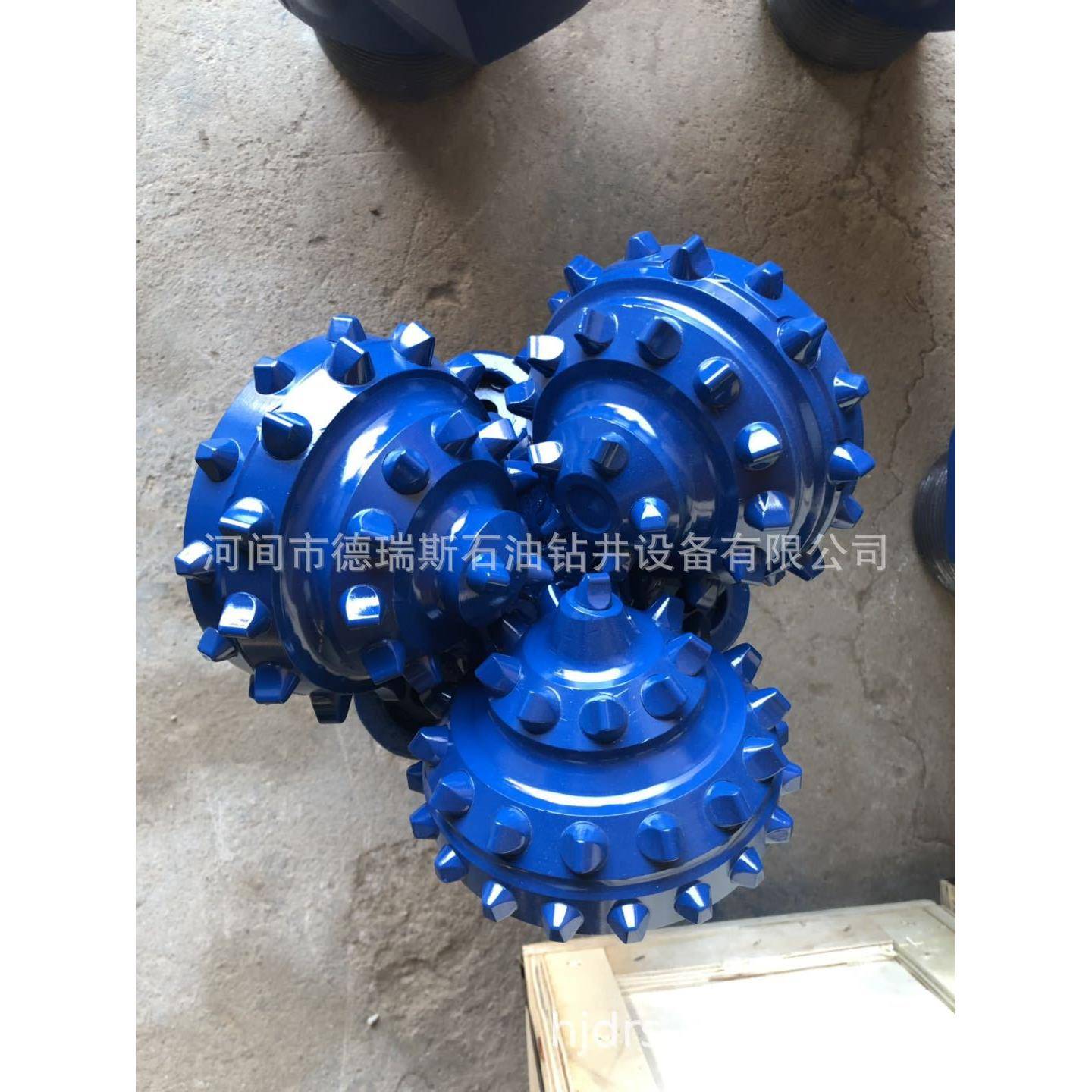 216mm硬质合金镶齿三牙轮钻头鹅卵石地层用牙轮钻头 - 图2