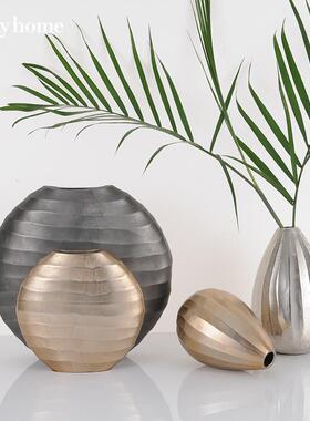 迪银斯凯铝制色蛋形器花瓶银色杏0634+135花花客厅样板间居家金摆