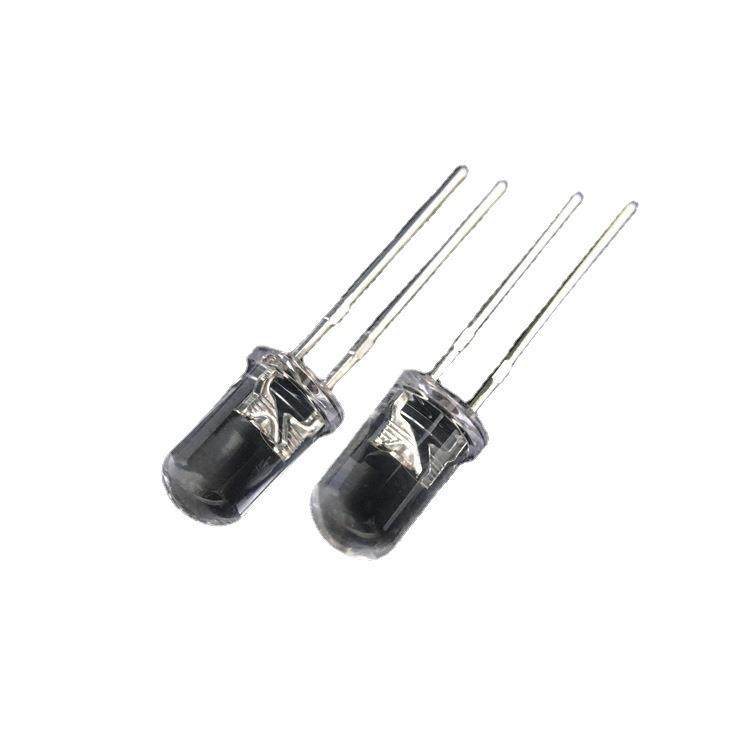 供应F5圆头三芯红光高亮led灯珠5mm圆头三颗芯片兰光绿光0.5W灯珠,淘宝优惠券,粉丝福利购,淘宝优惠卷