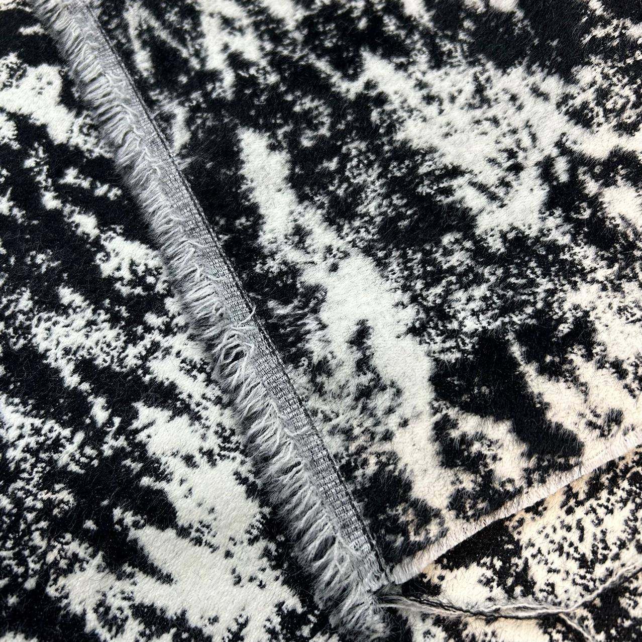 黑白几何抽象图案毛绒面料水貂毛手感绒感沙发布抱枕面料,淘宝优惠券,粉丝福利购,淘宝优惠卷