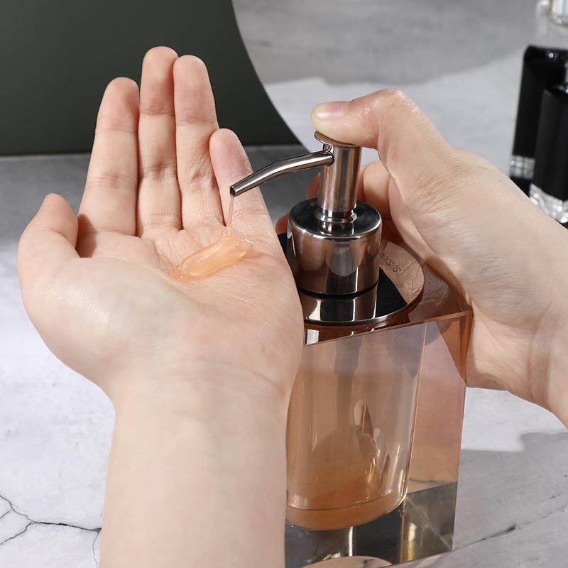 北欧风轻奢玻璃蜡烛杯加厚玻璃烛台摆件法式浪漫餐桌烛杯现货,淘宝优惠券,粉丝福利购,淘宝优惠卷