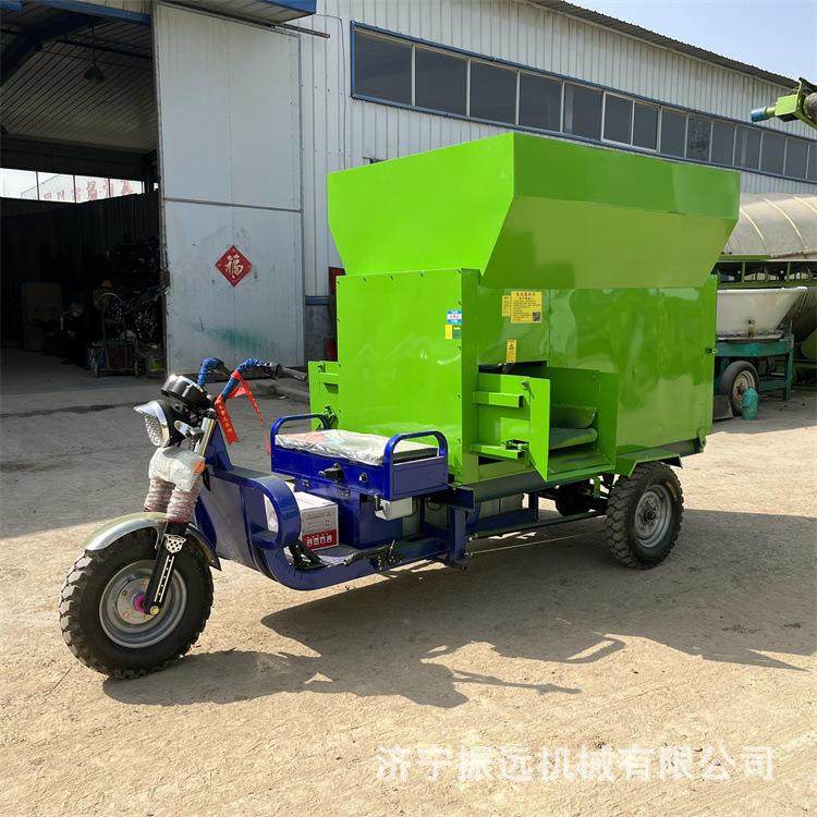 牛羊自动喂料车猪场饲料放料车畜牧牛羊三轮撒料车清粮电动,淘宝优惠券,粉丝福利购,淘宝优惠卷