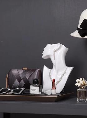 样板件间妆台摆衣帽BJU间梳妆衣柜装梳饰品组台合道具软装展厅简