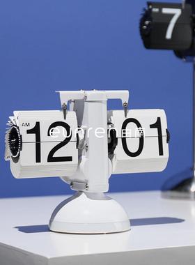 现代创意厅翻MHY页时钟桌面艺客术摆件简约座摆居钟样钟板房家装