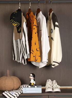 现代简约男运孩房柜样FJI间儿童房动男生主板题可爱衣衣帽间