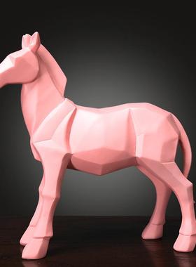 北欧约现代关生肖几何马摆办公室件开业客厅7162家居装饰玄动物摆