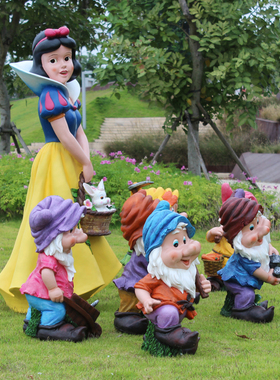 户外卡通人物摆件公主王子小矮人装饰幼儿园别墅商场景区布置雕塑