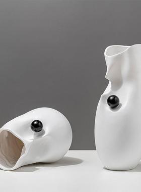 现代北欧人形球树黑花脂瓶LSZ0131软装板间售楼部酒店餐桌干花花