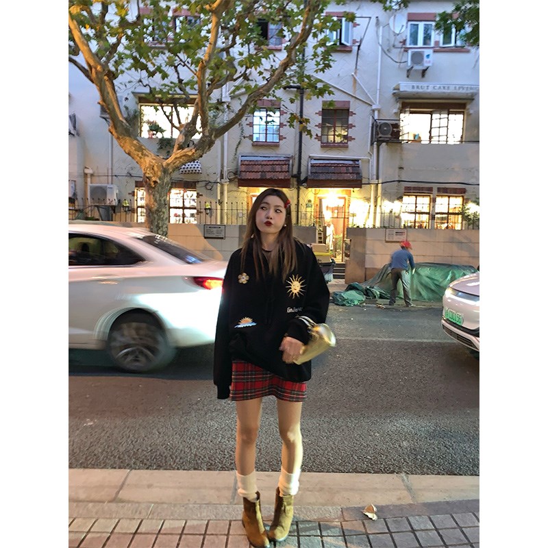 落落狷介 毛呢格子半身裙秋冬款2023新款红色包臀裙小个子半裙女 - 图2