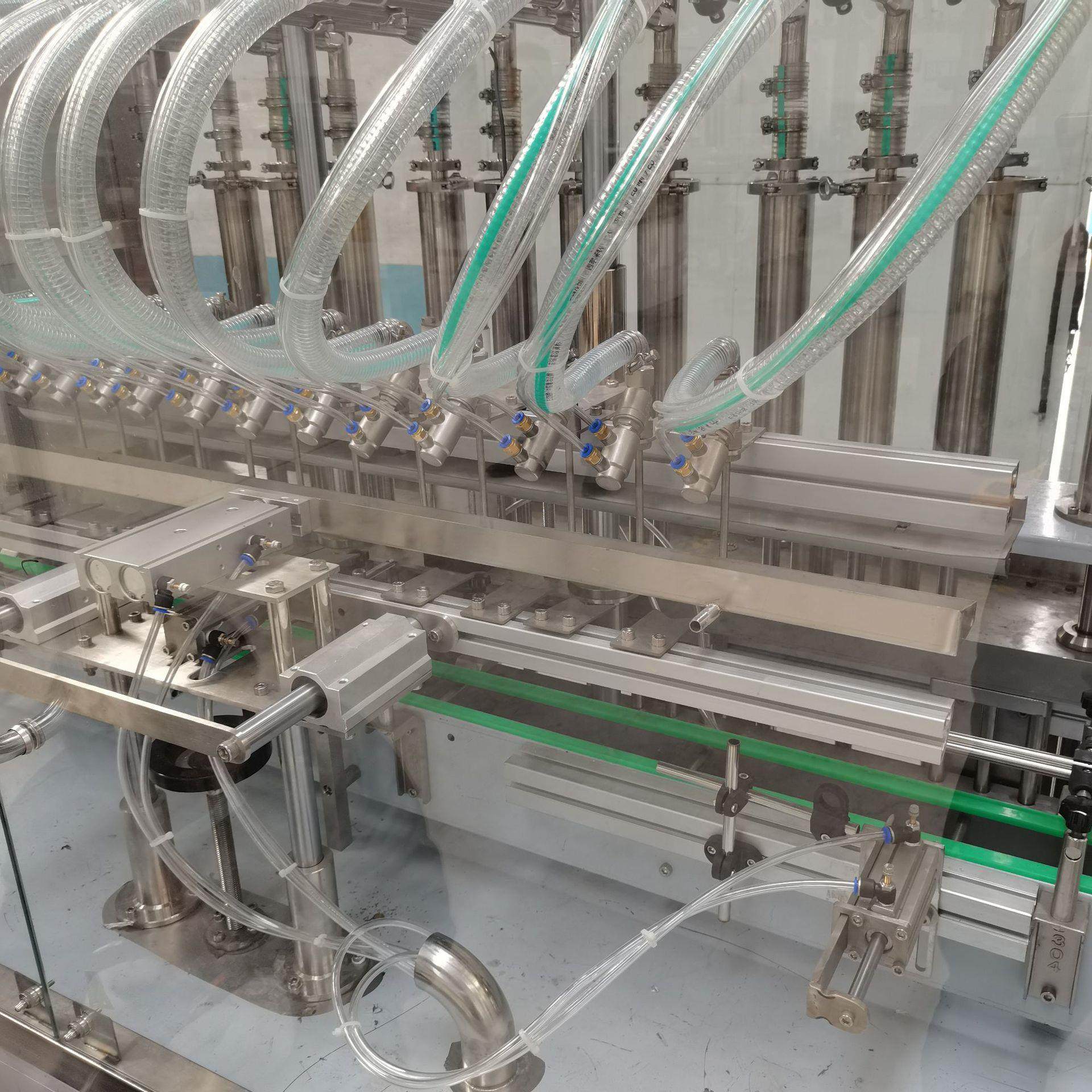 厂家伺服柱塞式灌装机食用油灌装机蚝油辣椒酱油类液体肥料灌装机,淘宝优惠券,粉丝福利购,淘宝优惠卷