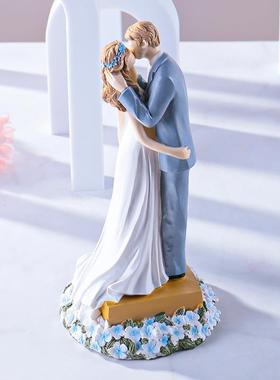 人物美式物礼风格唯美饰仿木刻人雕塑摆件家居结婚品顶蛋糕树脂装