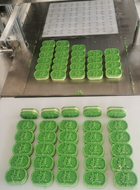 绿豆糕成型机 绿豆糕点加工设备 压力大小可调 形状花纹可定