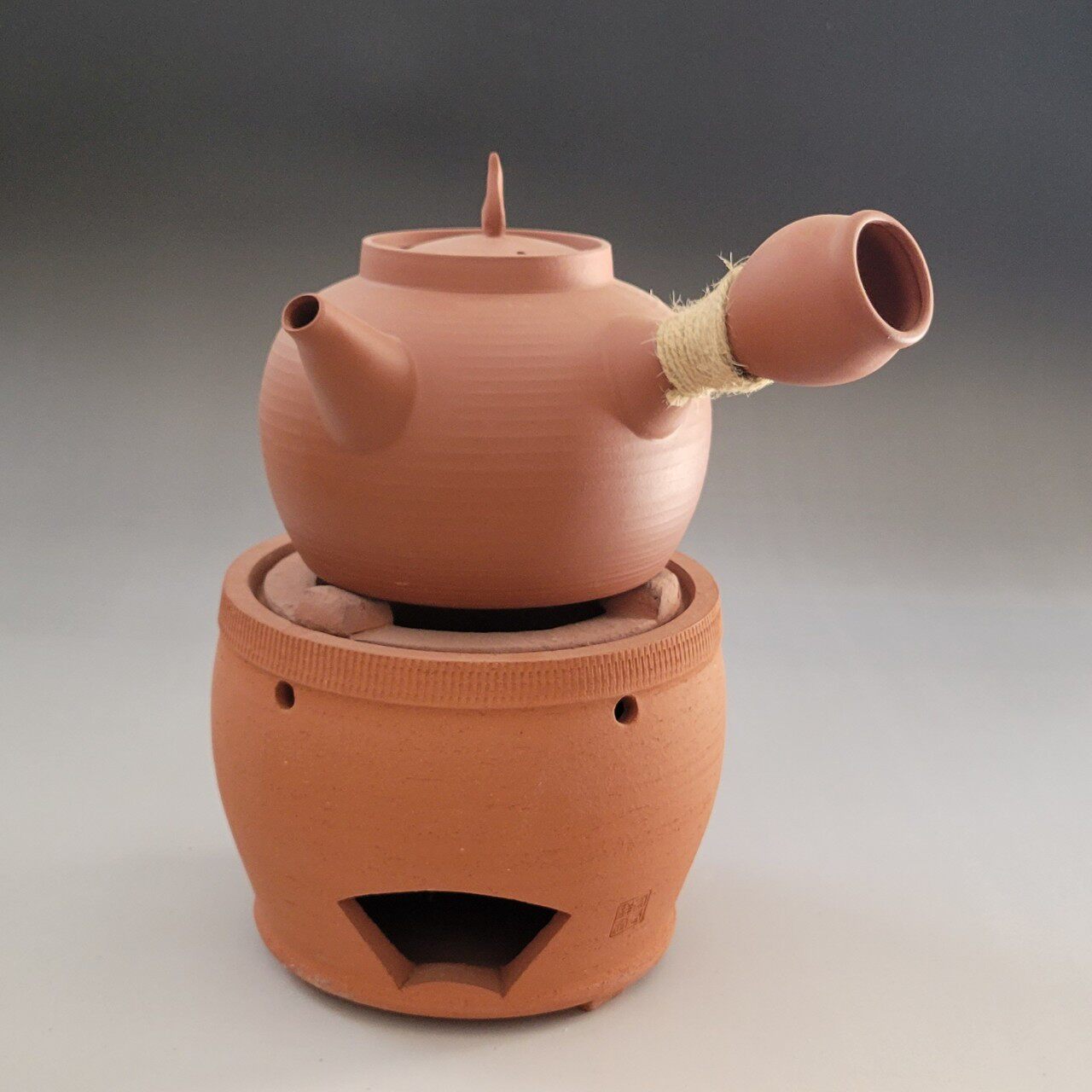 Handmade red clay stove, purple sand pot, charcoal stove, tea stove, olive charcoal stove, small stove, old-fashioned charcoal stove, teapot, hand-made tea set