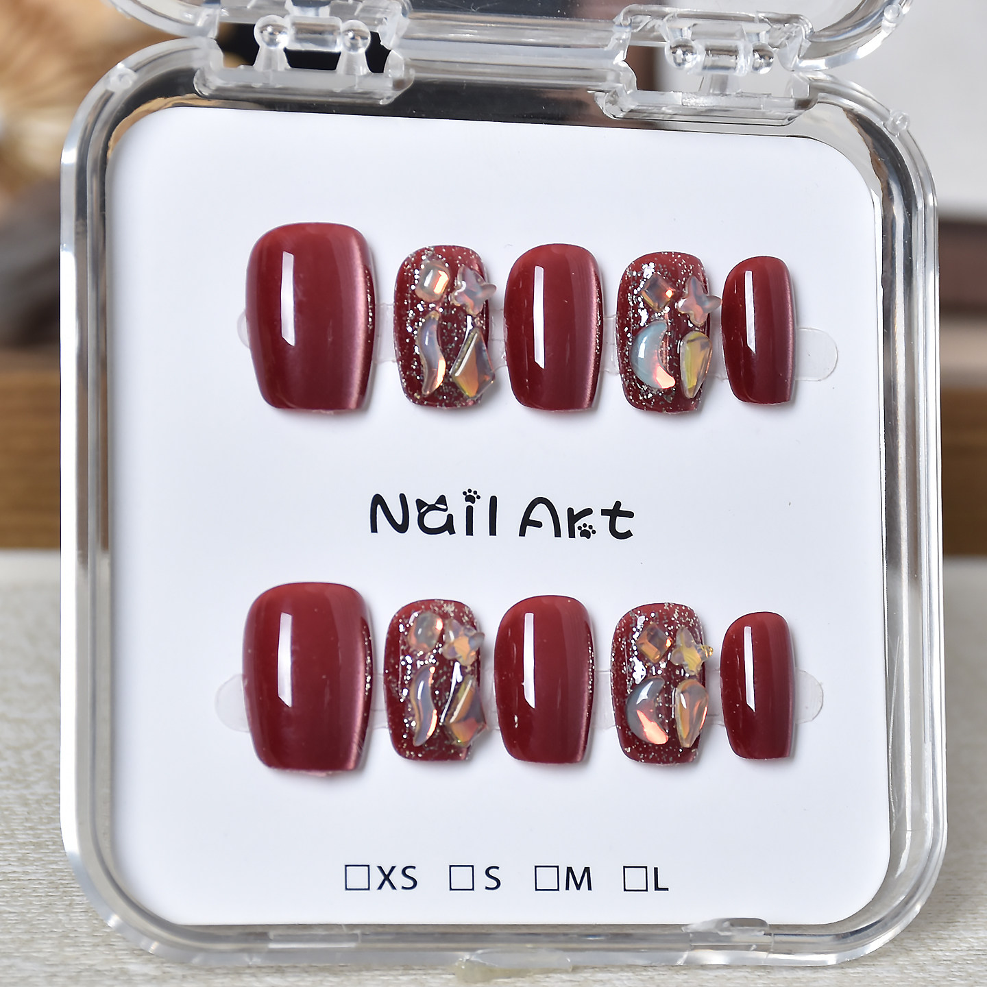 显白红色穿戴甲短款手工猫眼指甲贴片新年2026新款穿戴美甲秋冬,淘宝优惠券,粉丝福利购,淘宝优惠卷