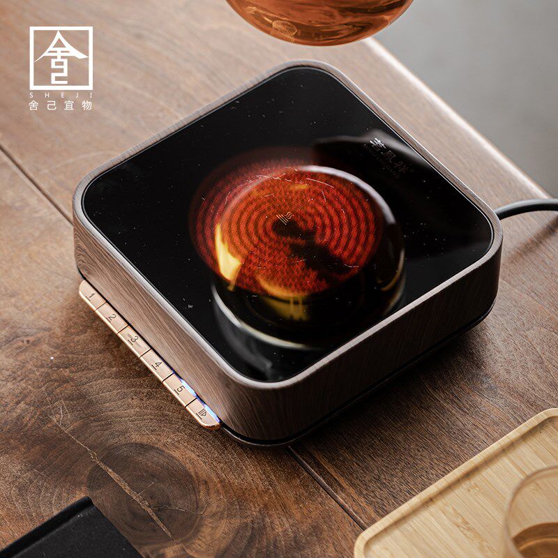 Self-sacrifice ceramic tea-making utensils and ancient methods combine tea bowls and tea bowls and tea pots and tea pots