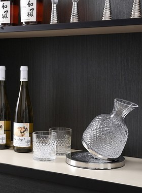 现代样板间装饰仿真洋酒摆件酒店会所客厅酒柜醒酒器创意软装饰品