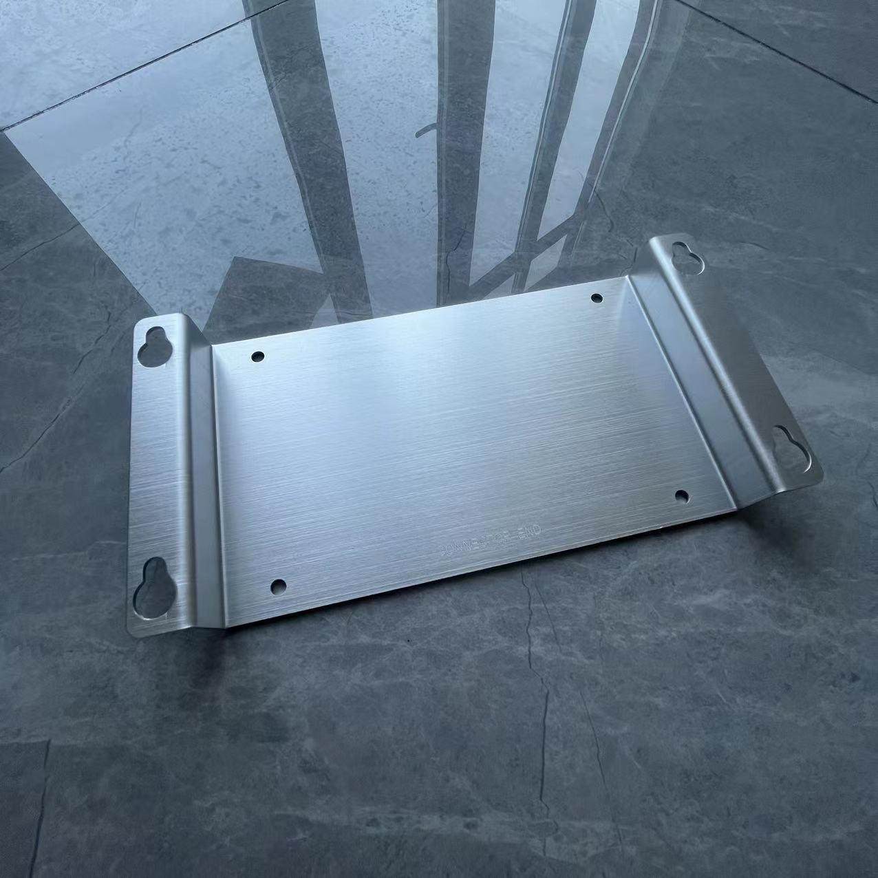 Qingxian Sheet Metal specializes in supplying stainless steel chassis, outdoor cabinets, environmental protection equipment, 304 stainless steel chassis