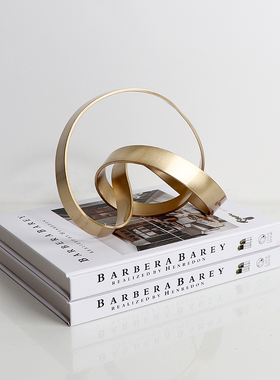 现代极简软装饰品摆件金属麻花设计师款样板房玄关售楼处艺术摆设