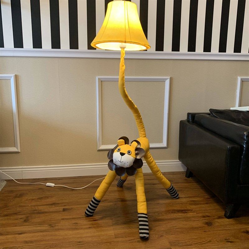 皮质卡通狮子动物落地灯创意温馨儿童房卧室调光遥控喂奶装饰台灯,淘宝优惠券,粉丝福利购,淘宝优惠卷
