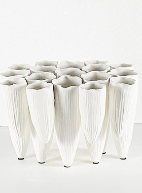 现代简约白色手工创意几何陶瓷方管巢形花器酒店样板间桌面装饰品