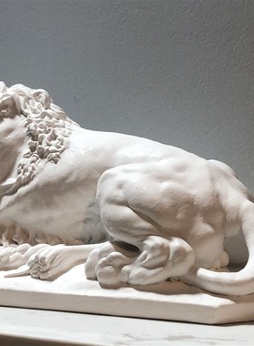 五圆美术馆维也纳雕塑家安东斐科恩的作品博物馆狮子雕塑艺术摆件