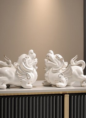 陶瓷招财貔貅摆件一对客厅八方来财旺财玄关装饰品办公室桌面店铺