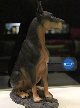 仿真动物设计杜宾猎犬带底座装饰品工艺品杜宾犬摆件直销软装配饰