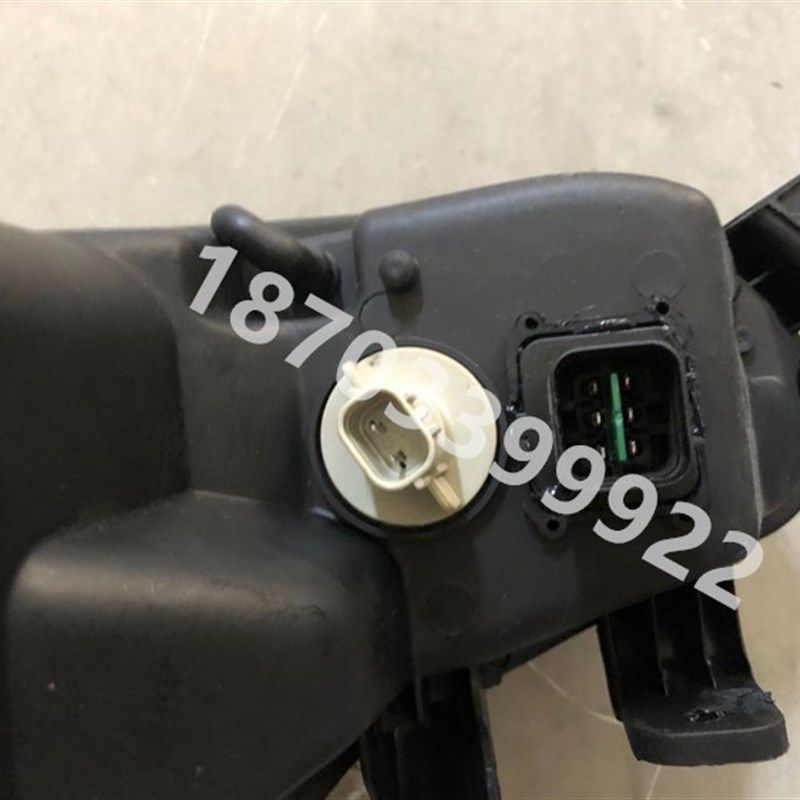 适配雷丁小骑士四轮电动汽车前大灯总成远近光大灯电动轿车前照灯,淘宝优惠券,粉丝福利购,淘宝优惠卷