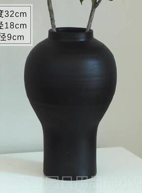 高档侘寂风黑色粗陶罐新中式古禅意陶瓷花瓶复摆件民茶宿室酒店子