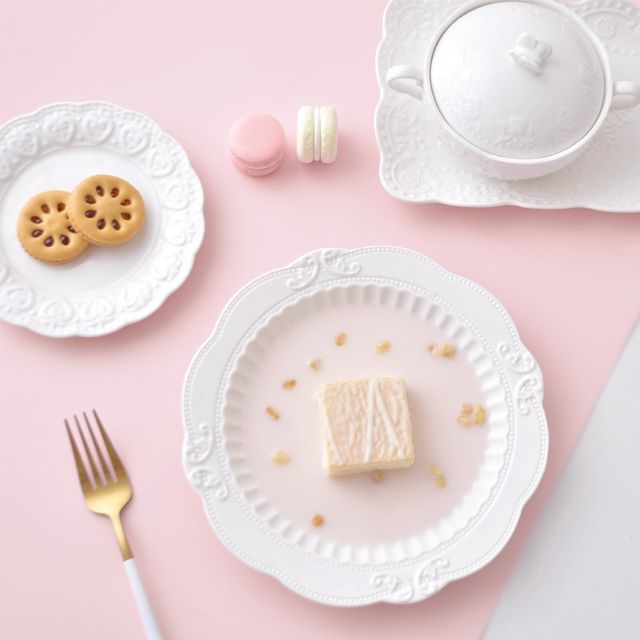 Pure white European-style embossed Western steak plate dining utensils household ceramic soup plate 8-inch deep dish dim sum dish