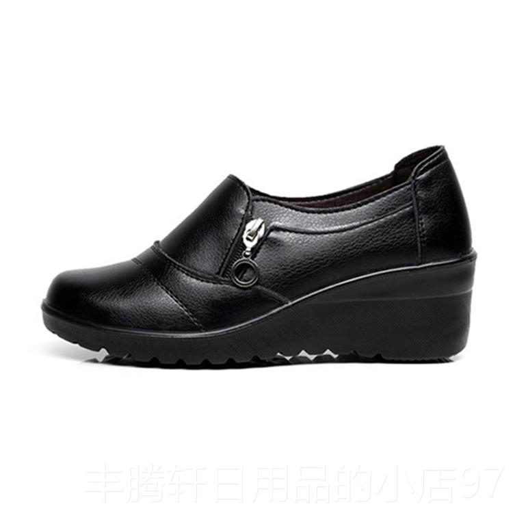 Authentic slope leather shoes with medium thick heel, round toe, soft sole, non-slip mom shoes for middle-aged and elderly women, comfortable heel shoes