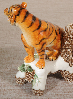 方亚福星高照老虎陶瓷家居饰品乔迁礼品电视柜玄关茶几摆件