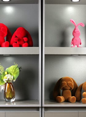 卡通动物创意兔子装饰摆件树脂植绒家居客厅样板间电视柜桌面摆设