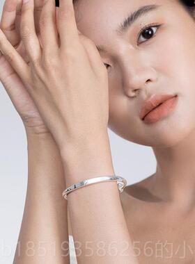 高档clect珂里小熊维尼银银镯女纯年轻款9银99足银镯子饰品生日手
